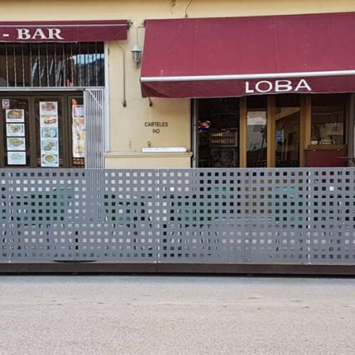 cafe bar loba blanca